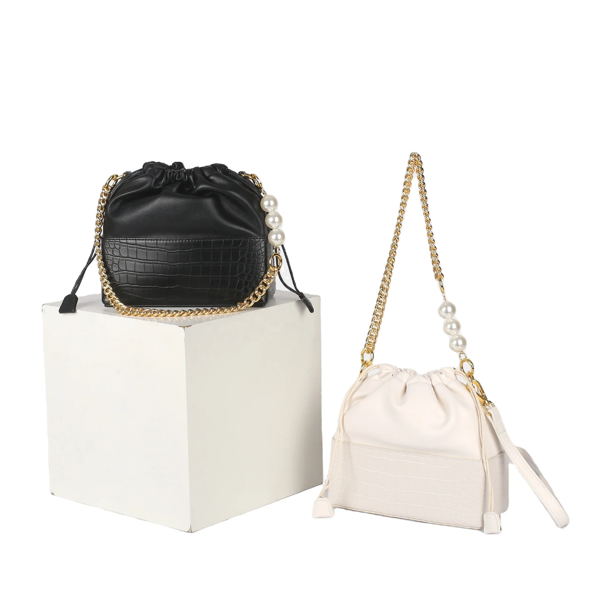 Luxury Design Women Chain Pearl Strap Crossbody Bag Pu Leather Bucket Bag For Women
Luxury Design Women Chain Pearl Strap Crossbody Bag Pu Leather Bucket Bag For Women