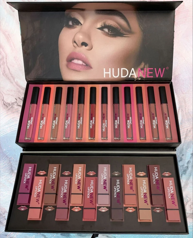 new cosmetic make-up is not easy to fade, moisturizing non-stick cup two-in-one set of lip gloss lipstick
new cosmetic make-up is not easy to fade, moisturizing non-stick cup two-in-one set of lip gloss lipstick