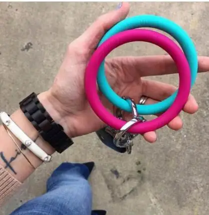 Trendy O Silicone KeyChain Girls Women Wrist Strap Multicoloured Big Round Car KeyChain Wrist Strap Accessories
Trendy O Silicone KeyChain Girls Women Wrist Strap Multicoloured Big Round Car KeyChain Wrist Strap Accessories