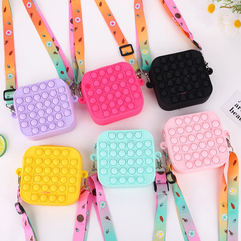 Fashion cute coin purse for girls kids purse and mini handbags silicon bubble pop bag fidget purses, 4 colors
Fashion cute coin purse for girls kids purse and mini handbags silicon bubble pop bag fidget purses, 4 colors