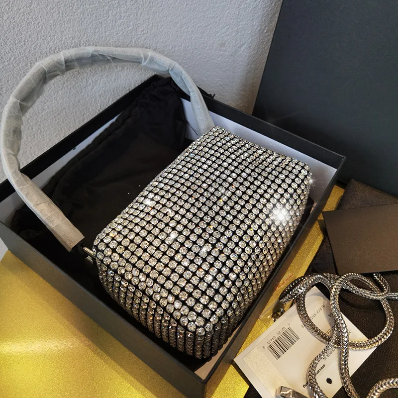 2022 New Summer diamond handbags women Shoulder Crossbody bag rhinestone handbag guangzhou wholesale
2022 New Summer diamond handbags women Shoulder Crossbody bag rhinestone handbag guangzhou wholesale
