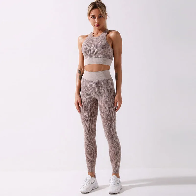 2021 snake pattern two piece high waist womens ribbed seamless knitted workout activewear suit yoga bra leggings pants set
2021 snake pattern two piece high waist womens ribbed seamless knitted workout activewear suit yoga bra leggings pants set