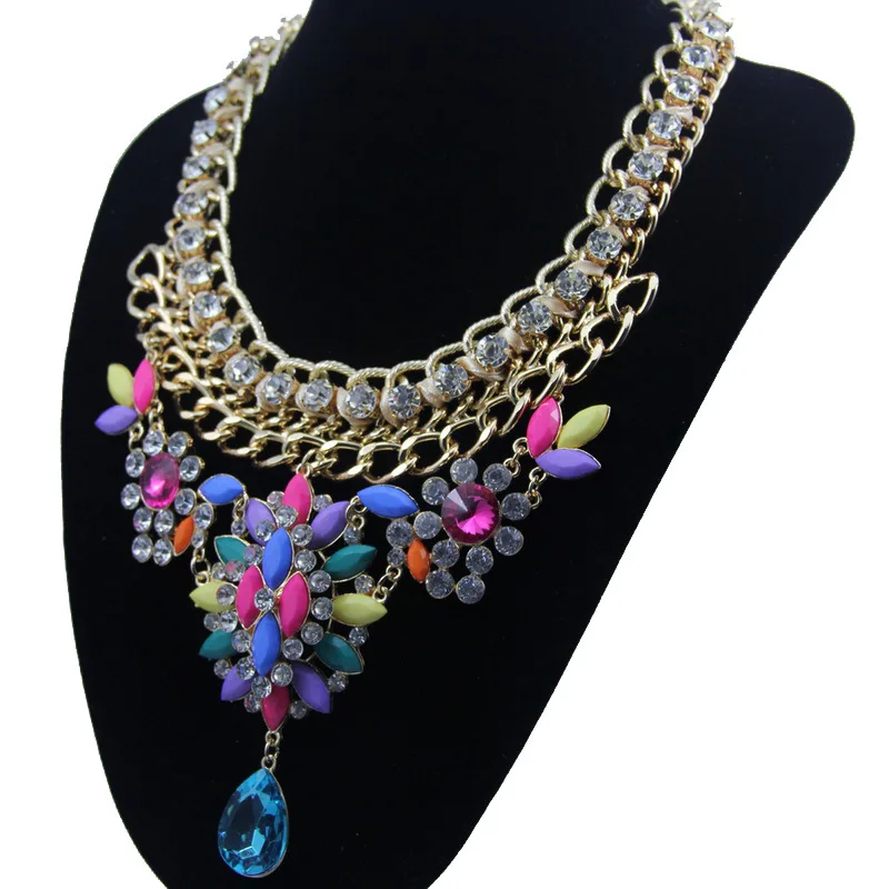 Traditional Jewelry Bollywood Jewelry Indian Matha Patti Jewellery, 18k gold
Traditional Jewelry Bollywood Jewelry Indian Matha Patti Jewellery, 18k gold