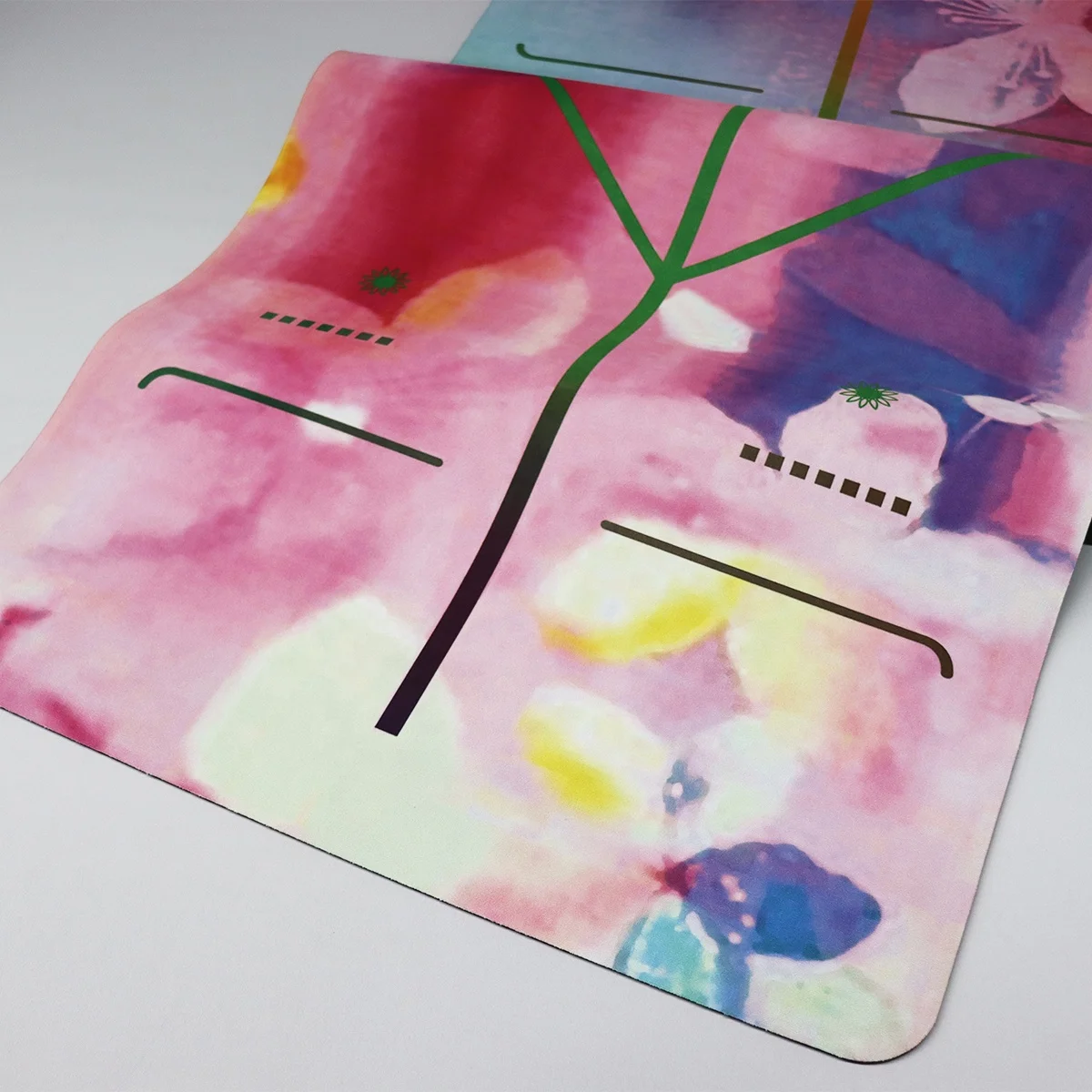 Custom Printing Durable High Quality High Density Natural Rubber Suede Yoga Mat Eco For Women
Custom Printing Durable High Quality High Density Natural Rubber Suede Yoga Mat Eco For Women