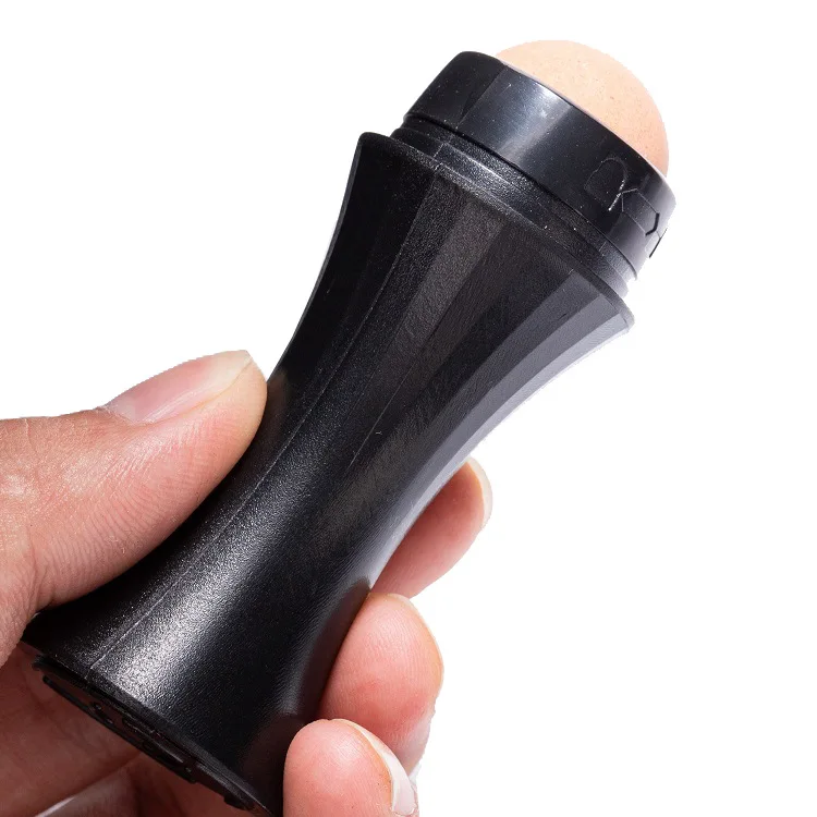 hot sale 2021 volcanic stone roller volcanic stone facial oil control roller facial oil absorbing roller, Black
hot sale 2021 volcanic stone roller volcanic stone facial oil control roller facial oil absorbing roller, Black