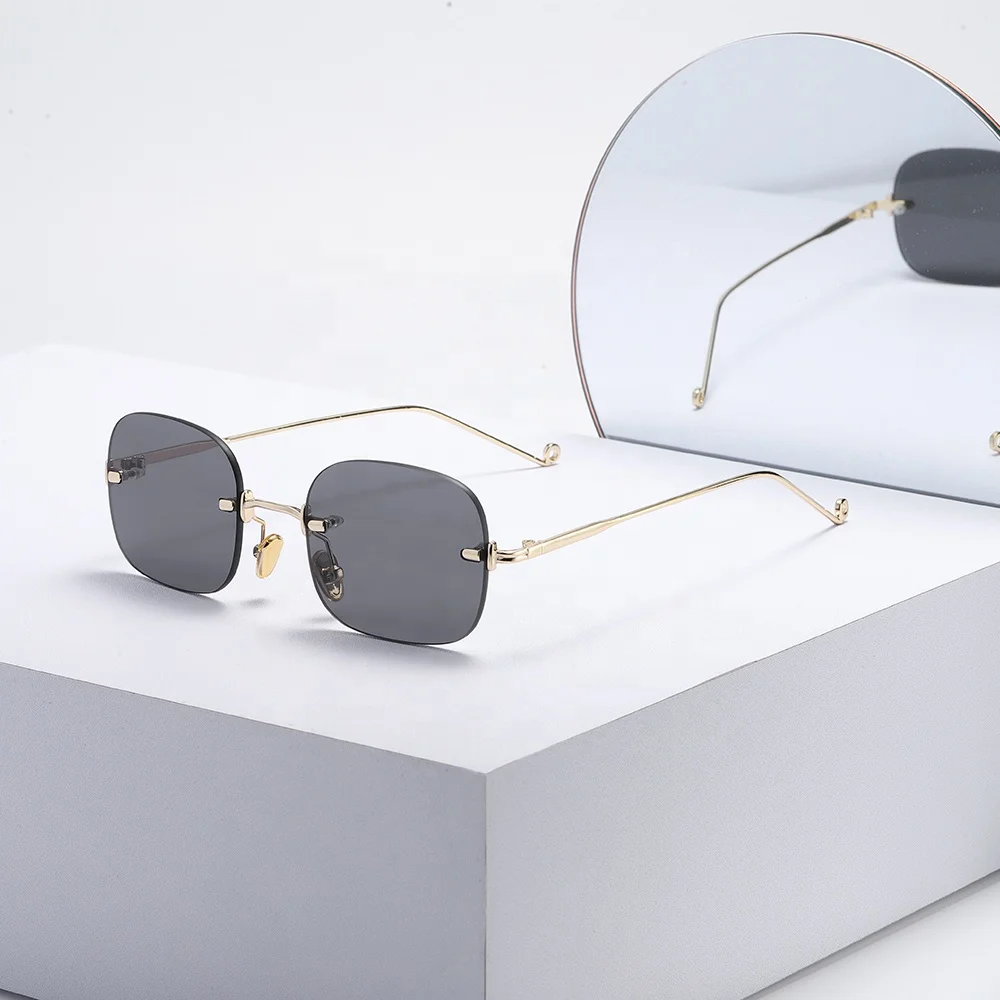 2021 hot trendy newest women men clear lens shades oversized round metal stylish designer frameless sunglasses blue light
2021 hot trendy newest women men clear lens shades oversized round metal stylish designer frameless sunglasses blue light