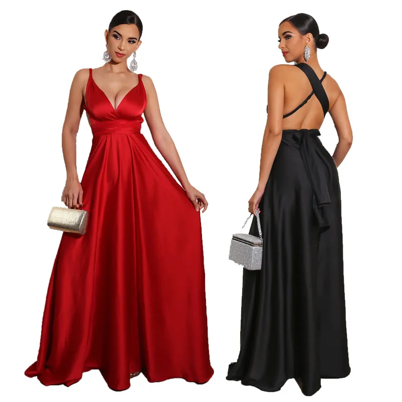 The new V-neck sexy long dress, European and American hot selling solid color open back lace dress
The new V-neck sexy long dress, European and American hot selling solid color open back lace dress