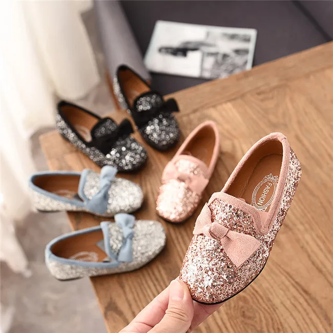 Dorissa Baby Flat Slip On Shoes with Bow Glitter School Shoes Children Casual Wear Shoes, Black/ pink/ silver
Dorissa Baby Flat Slip On Shoes with Bow Glitter School Shoes Children Casual Wear Shoes, Black/ pink/ silver