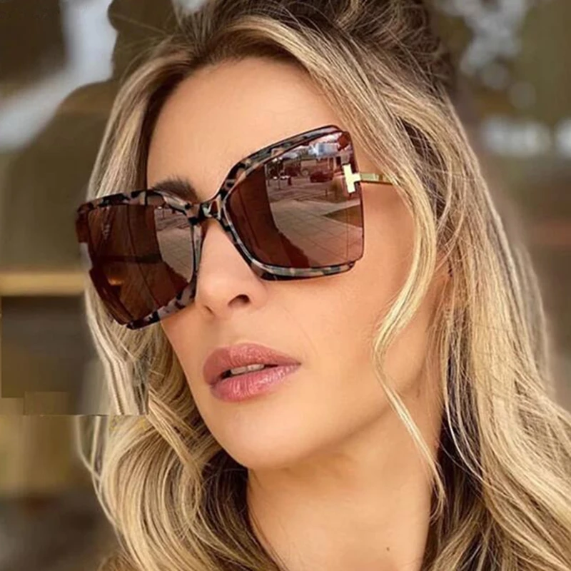 Fashion 2021 Shades Woman T Brand Designer Oversize Sun Glasses Vintage Cateye Luxury Sunglasses For Women, Custom colors
Fashion 2021 Shades Woman T Brand Designer Oversize Sun Glasses Vintage Cateye Luxury Sunglasses For Women, Custom colors