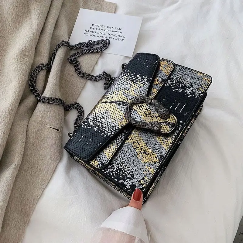 Highend Girls Fashion Snake Skin PU Leather Square Crossbody Bag Mini Purse for Women with Chain Strap
Highend Girls Fashion Snake Skin PU Leather Square Crossbody Bag Mini Purse for Women with Chain Strap