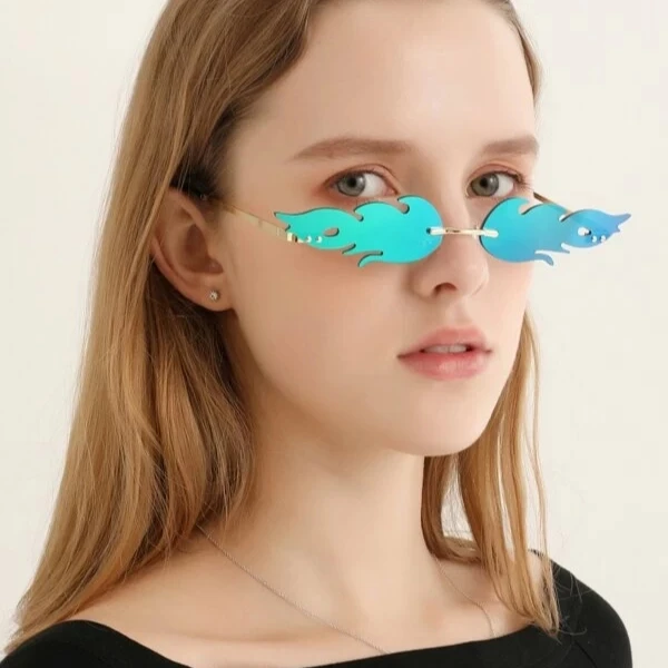 New Fashion Flame Fire Shape Designed Framless Small Pieces Women Metal Sunglasses Oculos De Sol
New Fashion Flame Fire Shape Designed Framless Small Pieces Women Metal Sunglasses Oculos De Sol