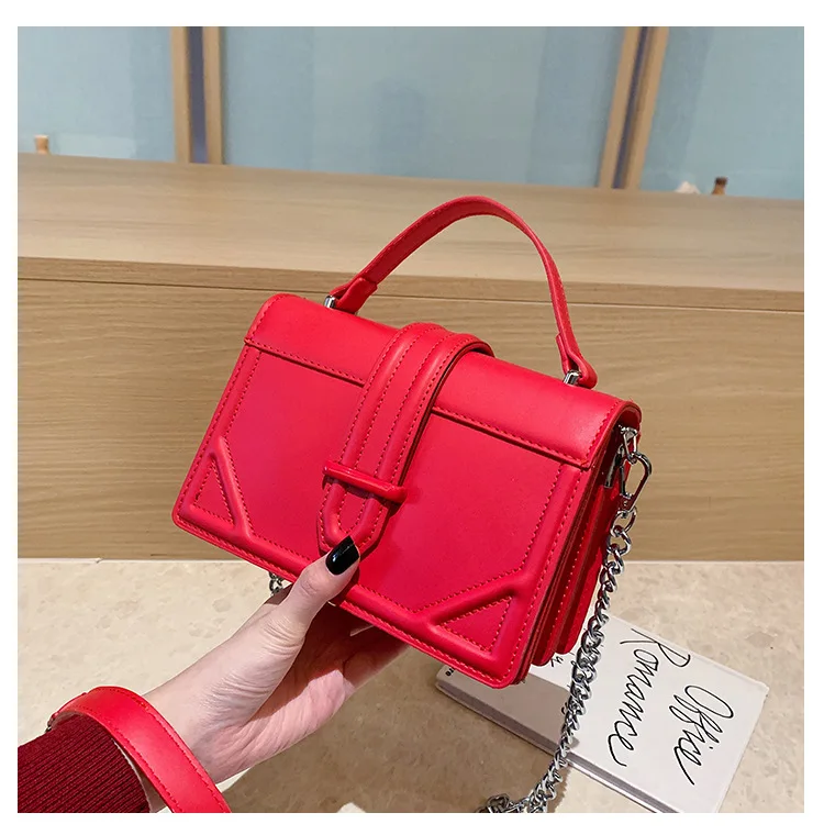 New Women Bags Designer Fashion Lock Shoulder Messenger Girls Chain Luxury Square Bag Pure Color Handbags
New Women Bags Designer Fashion Lock Shoulder Messenger Girls Chain Luxury Square Bag Pure Color Handbags