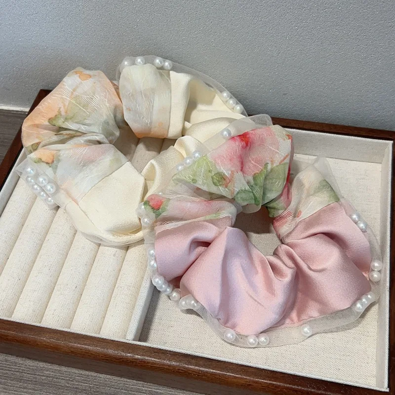 MIO Sweet Flower Pattern Pearls Hair Scrunchies Fashion Temperament Hair Hold Band For Lady Girls Elegant Hair Tie
MIO Sweet Flower Pattern Pearls Hair Scrunchies Fashion Temperament Hair Hold Band For Lady Girls Elegant Hair Tie