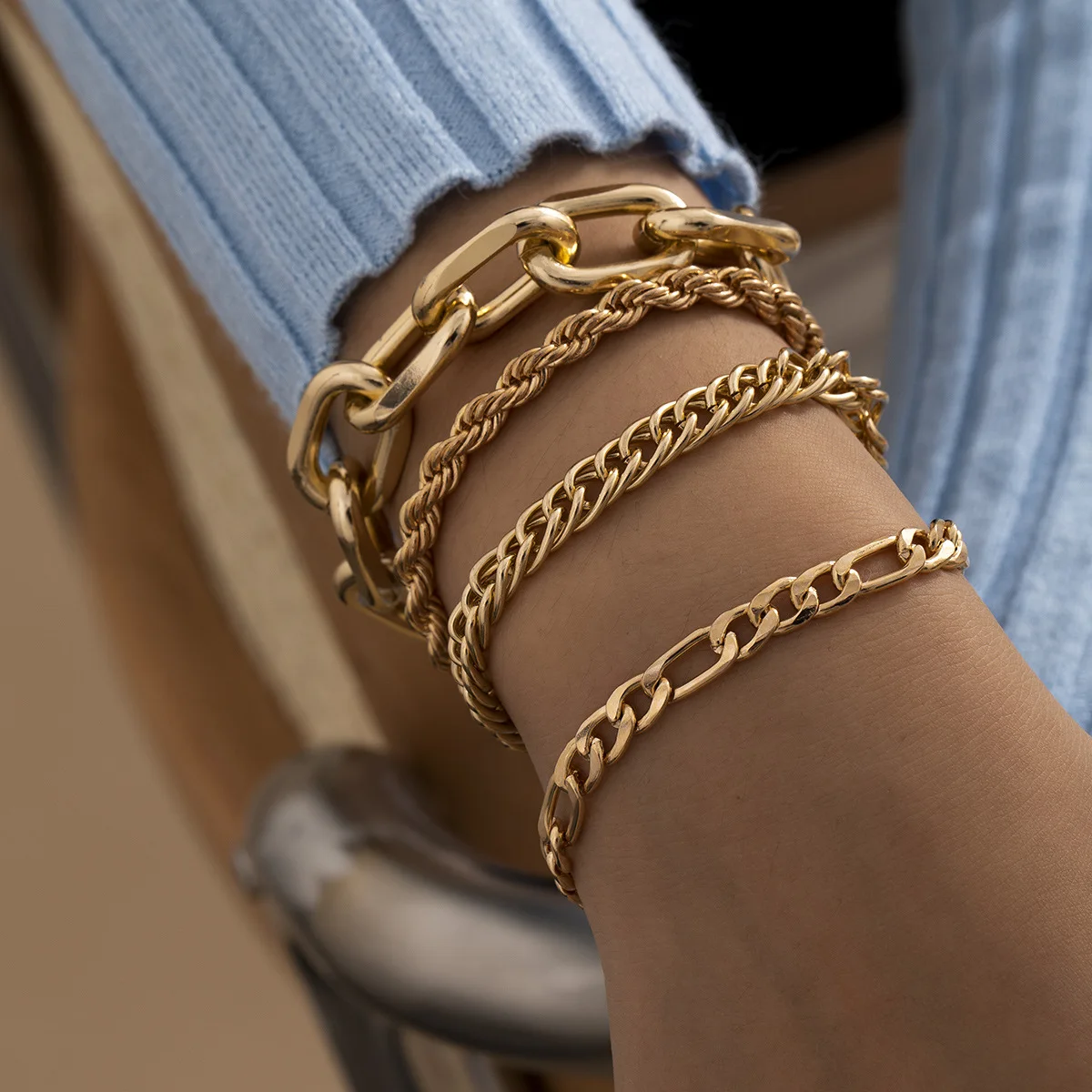 Danyuan punk trend retro style jewelry chain bracelet simple geometric multi-layer metal wild bracelet
Danyuan punk trend retro style jewelry chain bracelet simple geometric multi-layer metal wild bracelet
