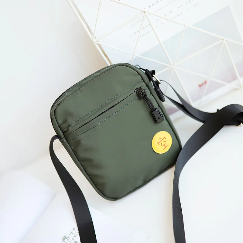 Hot sale small messenger bag girls nylon shoulder bag with private logo, Green, yellow, black
Hot sale small messenger bag girls nylon shoulder bag with private logo, Green, yellow, black