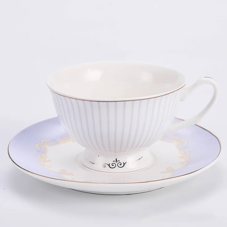 British Style Ceramic Porcelain Coffee Tea Cups with Gold Rim Coffee Cups, Black,pink,blue,white
British Style Ceramic Porcelain Coffee Tea Cups with Gold Rim Coffee Cups, Black,pink,blue,white
