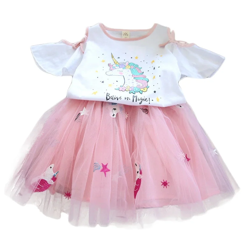 2021 summer girls two-piece off-shoulder horn short-sleeved unicorn print T-shirt and embroidered mesh skirt suit
2021 summer girls two-piece off-shoulder horn short-sleeved unicorn print T-shirt and embroidered mesh skirt suit