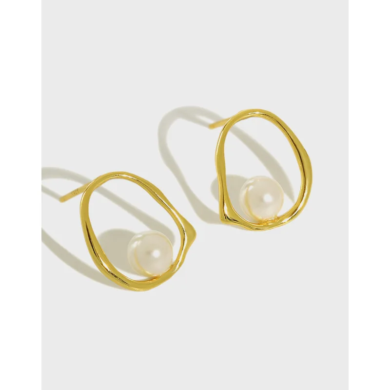 Personalized shell pearl drop 18k gold plated S925 sterling silver pearl stud earrings, White
Personalized shell pearl drop 18k gold plated S925 sterling silver pearl stud earrings, White