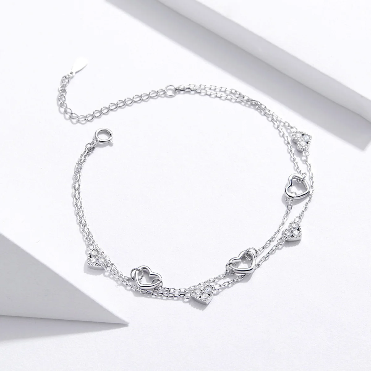 China Supplier Genuine Accessories Women Charm Bracelet 925 Sterling Silver Heart Chain Bracelets
China Supplier Genuine Accessories Women Charm Bracelet 925 Sterling Silver Heart Chain Bracelets