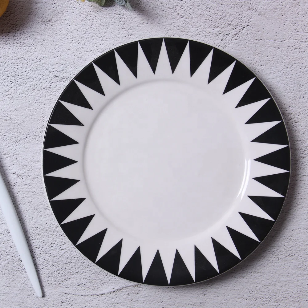Nordic creative simple Chaozhou ceramics, round western-style 8-inch geometric steak plate, hotel breakfast plate custom
Nordic creative simple Chaozhou ceramics, round western-style 8-inch geometric steak plate, hotel breakfast plate custom