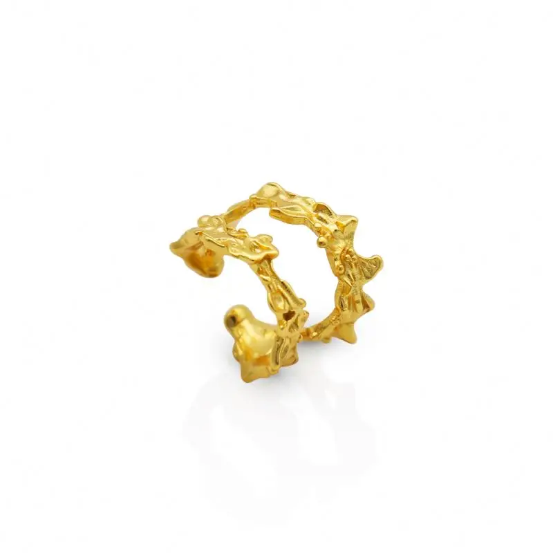 Chris April In stock 925 sterling silver gold plated cross grained ear cuff earring, Yellow gold
Chris April In stock 925 sterling silver gold plated cross grained ear cuff earring, Yellow gold