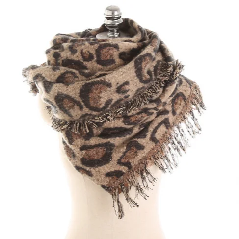 Autumn and winter fashion leopard thick students cashmere shawls and scarfs for the party, 3 color as picture
Autumn and winter fashion leopard thick students cashmere shawls and scarfs for the party, 3 color as picture