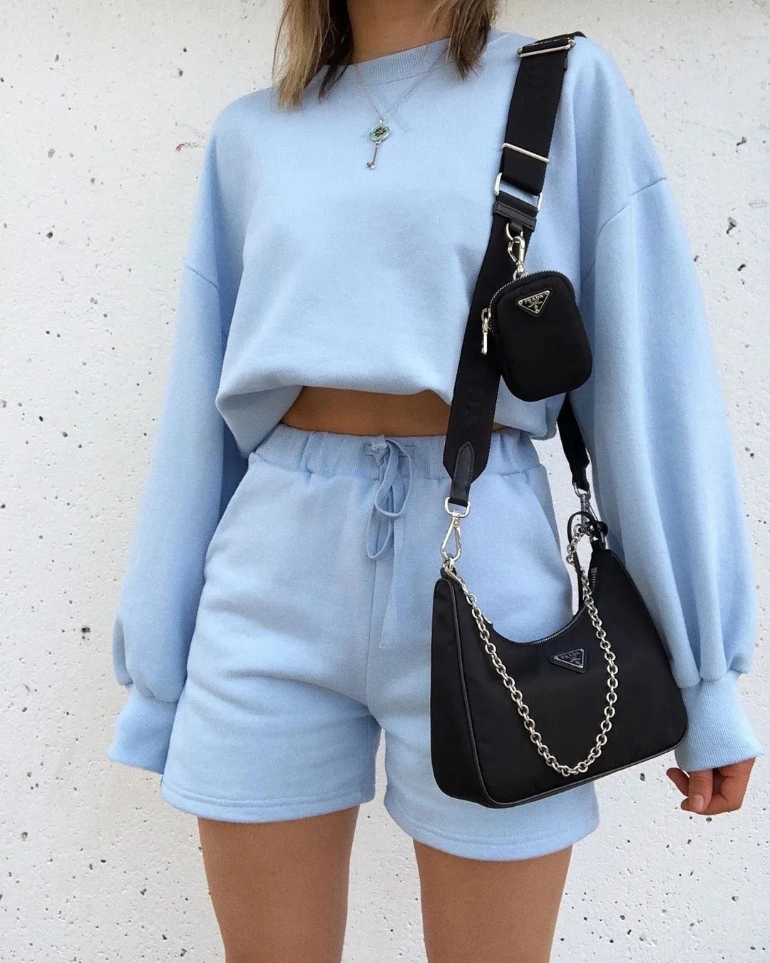 custom LOGO Crew neck Pullovers Woman Long Sleeve sweater shorts jogger set Casual 2 piece set women fall 2021 women clothes, As picture
custom LOGO Crew neck Pullovers Woman Long Sleeve sweater shorts jogger set Casual 2 piece set women fall 2021 women clothes, As picture