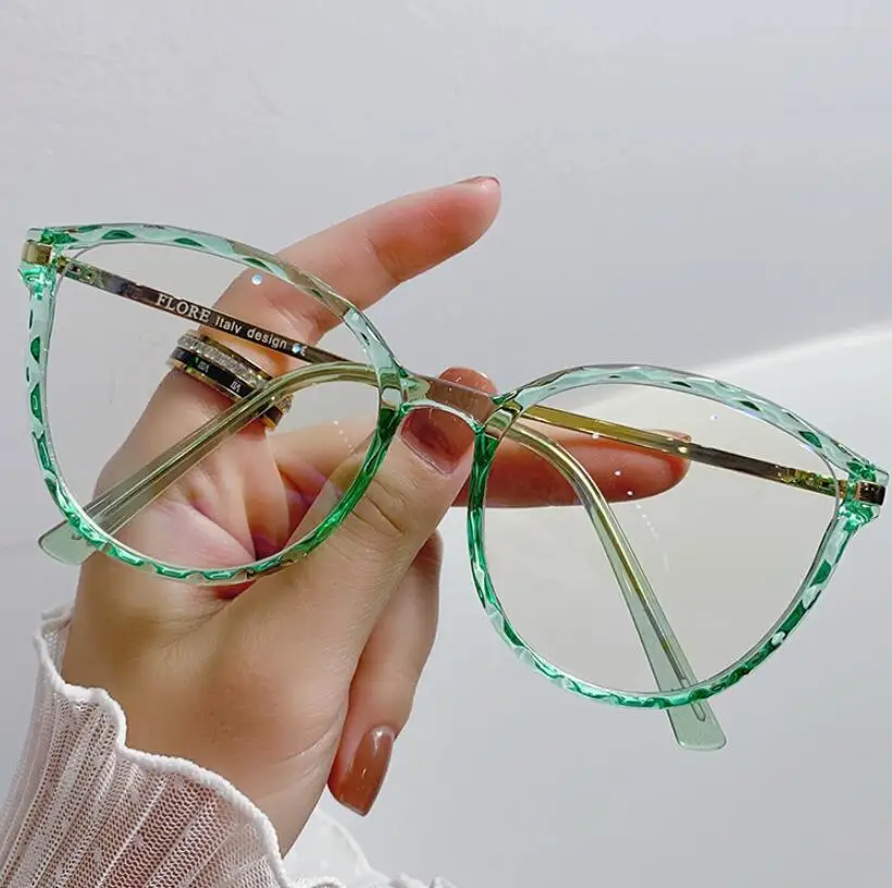 Qmoon Vintage Transparent Clear Green Tr90 Blue Light Filtering Glasses Eyewear Frame For Women
Qmoon Vintage Transparent Clear Green Tr90 Blue Light Filtering Glasses Eyewear Frame For Women