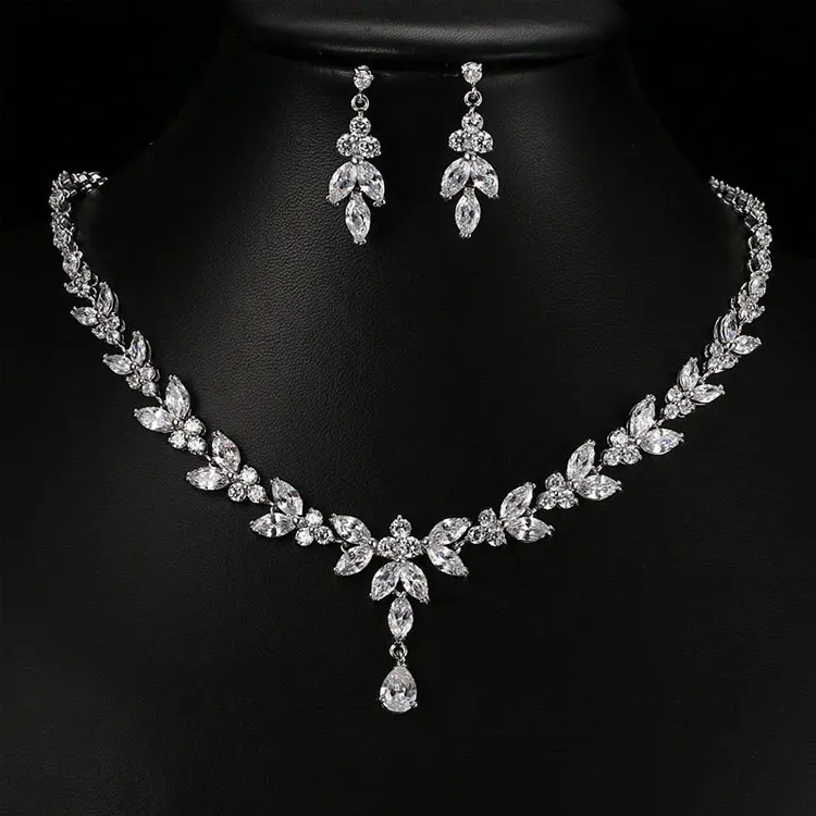 SC 2022 Dubai Cubic Zirconia Bridal Jewelry Sets Luxury Pure White Zircon Pendant Wedding Necklace Earrings Set for Women Gifts, Platinum, 18k gold, rose gold
SC 2022 Dubai Cubic Zirconia Bridal Jewelry Sets Luxury Pure White Zircon Pendant Wedding Necklace Earrings Set for Women Gifts, Platinum, 18k gold, rose gold