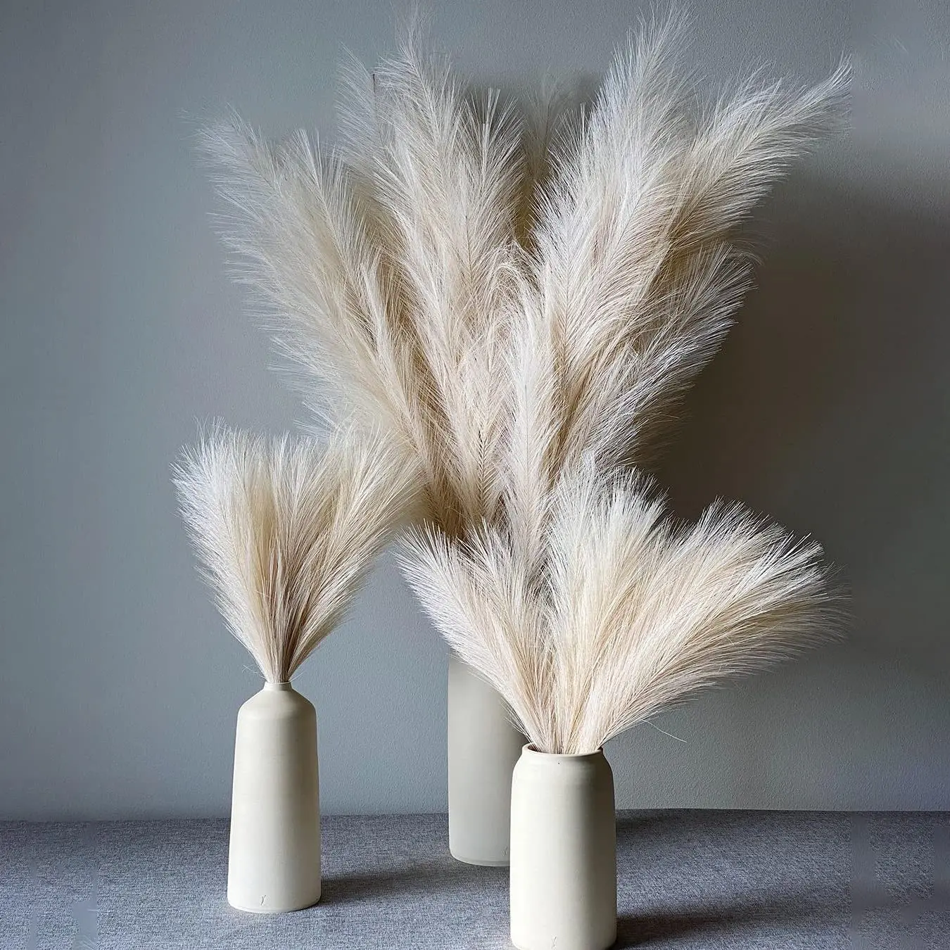 HFlora 43 inch tall wholesale Faux Artificial decorative flower large beige cream fluffy Pampas Grass for Boho Decor
HFlora 43 inch tall wholesale Faux Artificial decorative flower large beige cream fluffy Pampas Grass for Boho Decor