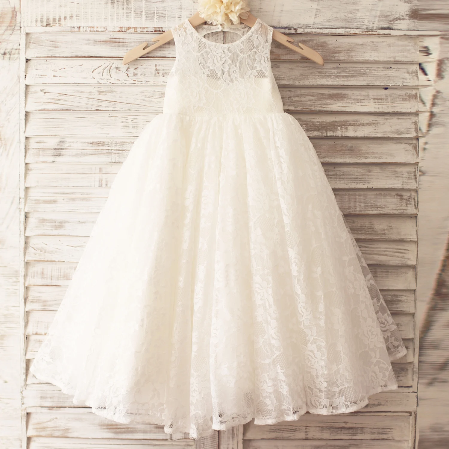 High Quality Lovely Party Dress Ball Gown Blue Butterfly Sleeveless Satin Wedding Girls Flower Sale Flower Girl Tulle D
High Quality Lovely Party Dress Ball Gown Blue Butterfly Sleeveless Satin Wedding Girls Flower Sale Flower Girl Tulle D