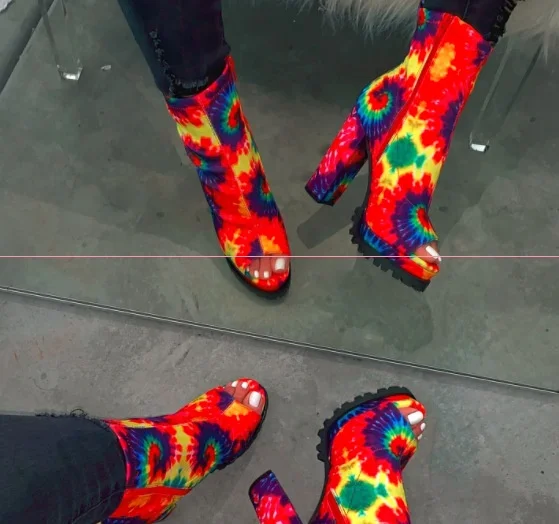 Rainbow Colorful Flowers Lady New Footwear 2020 Sexy Platform Chunky High Heels Pumps Snakeskin 3D Print Open Toe Ankle Boots, Black /snakeskin/flower/red/purple
Rainbow Colorful Flowers Lady New Footwear 2020 Sexy Platform Chunky High Heels Pumps Snakeskin 3D Print Open Toe Ankle Boots, Black /snakeskin/flower/red/purple