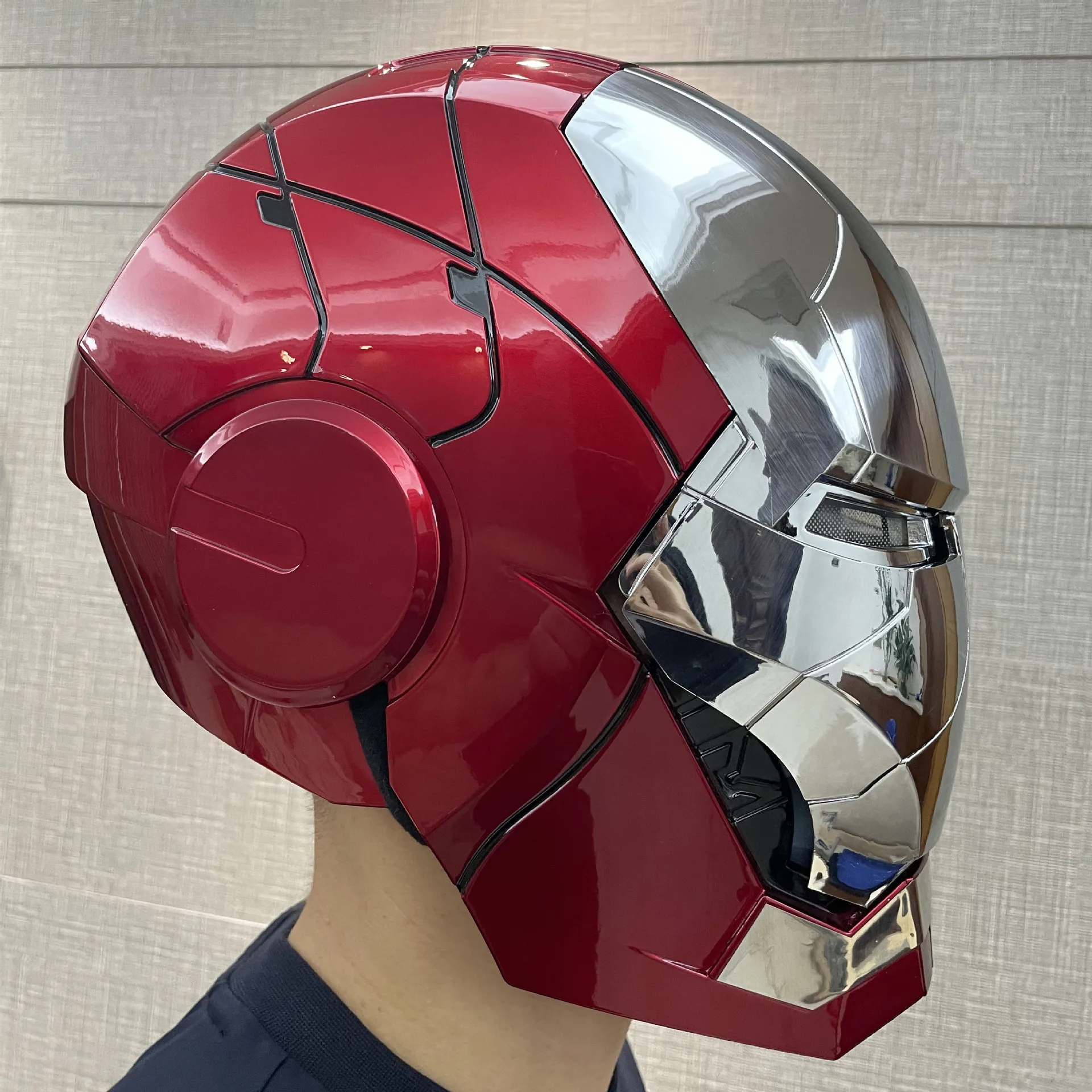 

Factory price super man 1\1 Iron-man Helmet MK5 COSPLAY Automatic opening and closing Voice control, 6 colors