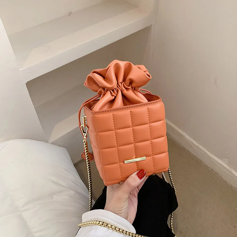 Candy Color Mini Flap Quilted Purses Designer Plaid Small Square Bucket Drawstring Shoulder Bags 2021 Luxury Handbags for Women, Customized color
Candy Color Mini Flap Quilted Purses Designer Plaid Small Square Bucket Drawstring Shoulder Bags 2021 Luxury Handbags for Women, Customized color