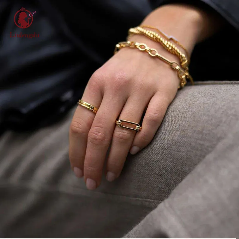 Hot Selling Vintage Stainless Steel Pin Shape Ring Gold Filled Carabiner Clasp Buckle Lock Ring
Hot Selling Vintage Stainless Steel Pin Shape Ring Gold Filled Carabiner Clasp Buckle Lock Ring