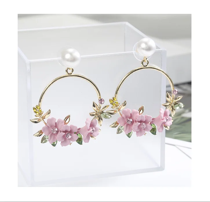 Barlaycs 2021 Trendy Jewelry Sweet Women Jewelry Designer Cute Rhinestone Pink Fabric Flower Long Drop Hoop Stud Earrings
Barlaycs 2021 Trendy Jewelry Sweet Women Jewelry Designer Cute Rhinestone Pink Fabric Flower Long Drop Hoop Stud Earrings