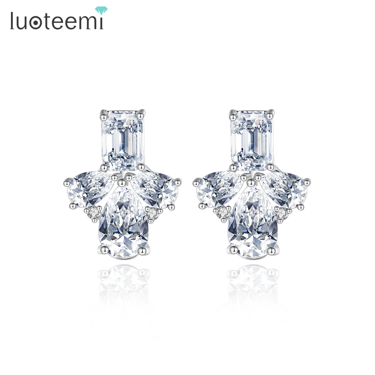 LUOTEEMI Cz Stud Elegant Lady Earing Dangling Charm Cubic Zirconia Trendy Woman Wedding Bridal Earrings
LUOTEEMI Cz Stud Elegant Lady Earing Dangling Charm Cubic Zirconia Trendy Woman Wedding Bridal Earrings