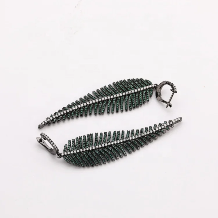 2021 Custom KC Gold Plated Cubic Zirconic Diamond Leaf Leaves Jewelry Personalized Hoop Earrings Women Gold Huggie Earrings
2021 Custom KC Gold Plated Cubic Zirconic Diamond Leaf Leaves Jewelry Personalized Hoop Earrings Women Gold Huggie Earrings