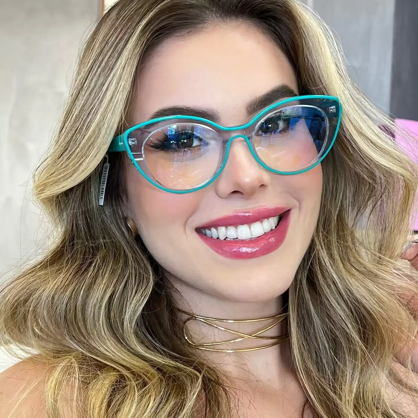 Wholesale Price Cat Eye Flat Light Glasses New Tr90 Fashion Glasses Personality Small Frame Anti-Blue Light Glasses Frame
Wholesale Price Cat Eye Flat Light Glasses New Tr90 Fashion Glasses Personality Small Frame Anti-Blue Light Glasses Frame