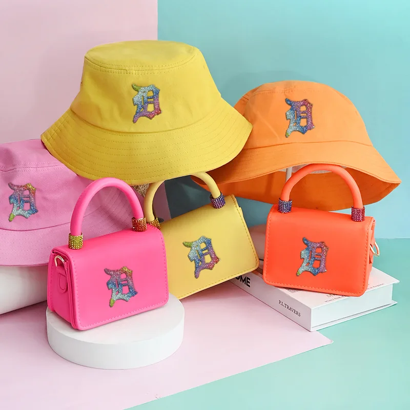 Wholesale handbags 2021 hot style fashion handbags luxury rainbow color candy jelly tote designer handbags for women, Customizable
Wholesale handbags 2021 hot style fashion handbags luxury rainbow color candy jelly tote designer handbags for women, Customizable