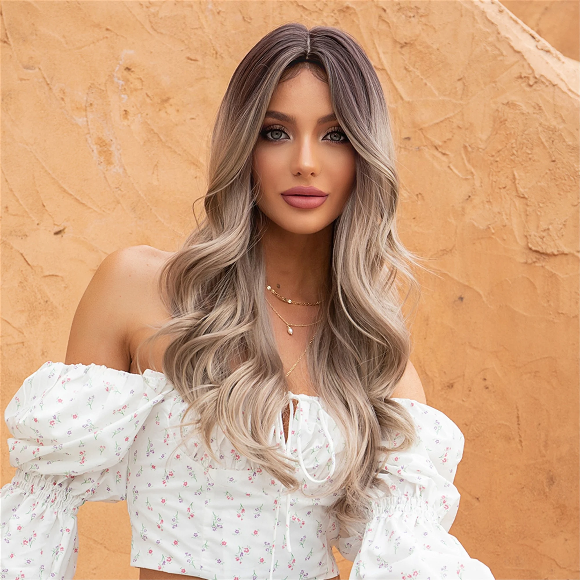 Synthetic Wig Mixed Gradient White Highlight Long Loose Body Wave Hair Rose Intranet High Quality Wig 
Synthetic Wig Mixed Gradient White Highlight Long Loose Body Wave Hair Rose Intranet High Quality Wig