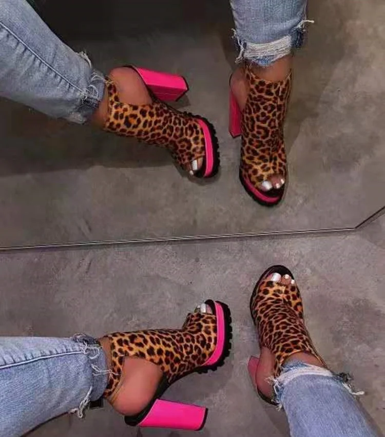Hot 2021 Fashion Women Sexy Leopard Chunky Heel Boots Platform Peep Toe Thick High Heels Female Booties, Red,black,green ,white,brown
Hot 2021 Fashion Women Sexy Leopard Chunky Heel Boots Platform Peep Toe Thick High Heels Female Booties, Red,black,green ,white,brown