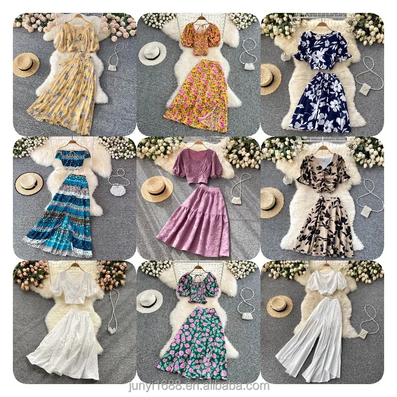 Summer 2022 original design of European and American women's halter flower holiday casual dress fast sales
Summer 2022 original design of European and American women's halter flower holiday casual dress fast sales