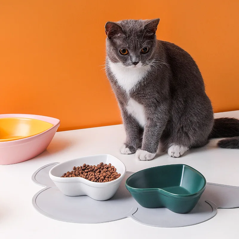 Wide Diameter And Shallow Opening Design Heart Shaped Ceramic Pet Dog Cat Bowl, Sku01-sku10
Wide Diameter And Shallow Opening Design Heart Shaped Ceramic Pet Dog Cat Bowl, Sku01-sku10