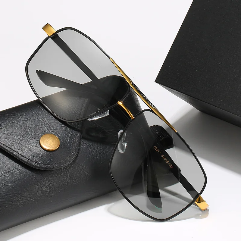 2021 new fashion polarized sunglasses men retro glasses square sunglasses color changing driving mirror, Multi colors
2021 new fashion polarized sunglasses men retro glasses square sunglasses color changing driving mirror, Multi colors