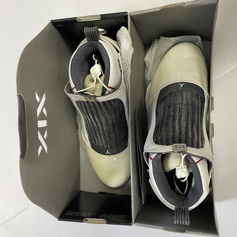 AJ19 boots Nike company original authentic quality assurance Air Jordan 19 men's basketball shoes white color
AJ19 boots Nike company original authentic quality assurance Air Jordan 19 men's basketball shoes white color