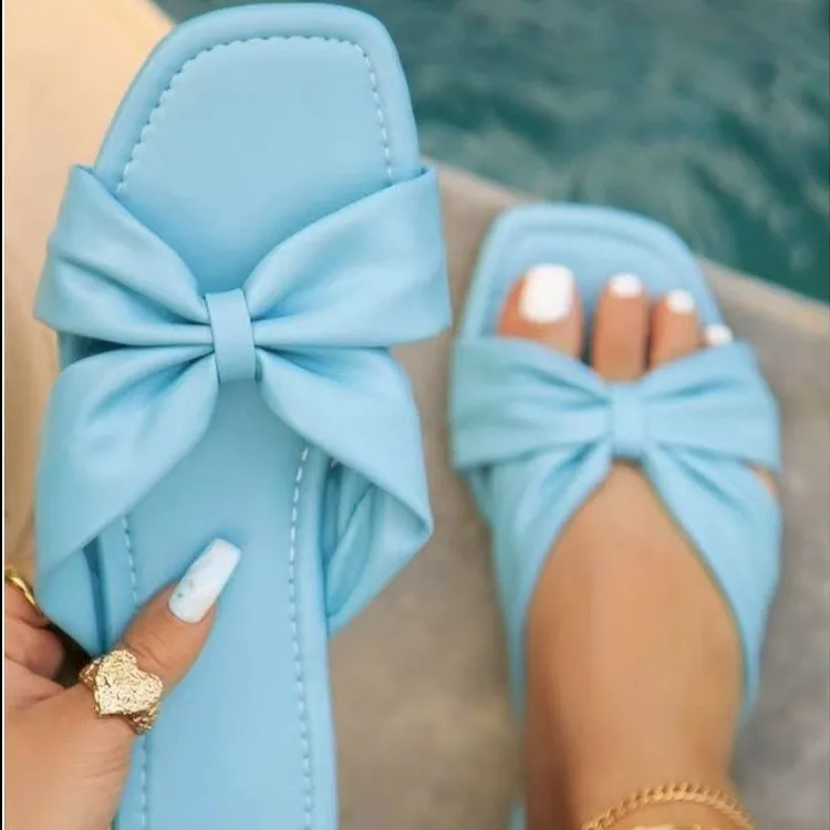 Summer 2021 ladies slippers jelly beach slides flat sandals women flip flops slippers, Black,brown,blue
Summer 2021 ladies slippers jelly beach slides flat sandals women flip flops slippers, Black,brown,blue