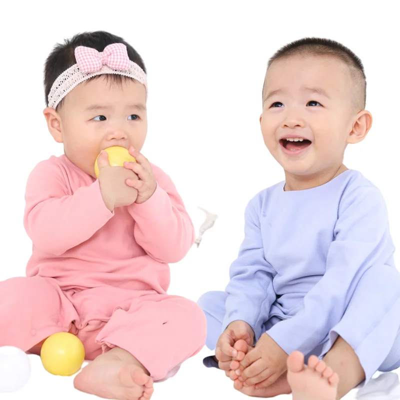 2021 kids fall winter clothing onsies baby custom logo wholesale unisex baby clothes baby sleeping kids pajamas 
2021 kids fall winter clothing onsies baby custom logo wholesale unisex baby clothes baby sleeping kids pajamas