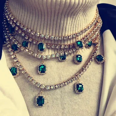 Luxury Full Crystal Tennis Chain Necklace Geometric Rhinestone Crystal Pendant Necklace for Wedding 
Luxury Full Crystal Tennis Chain Necklace Geometric Rhinestone Crystal Pendant Necklace for Wedding