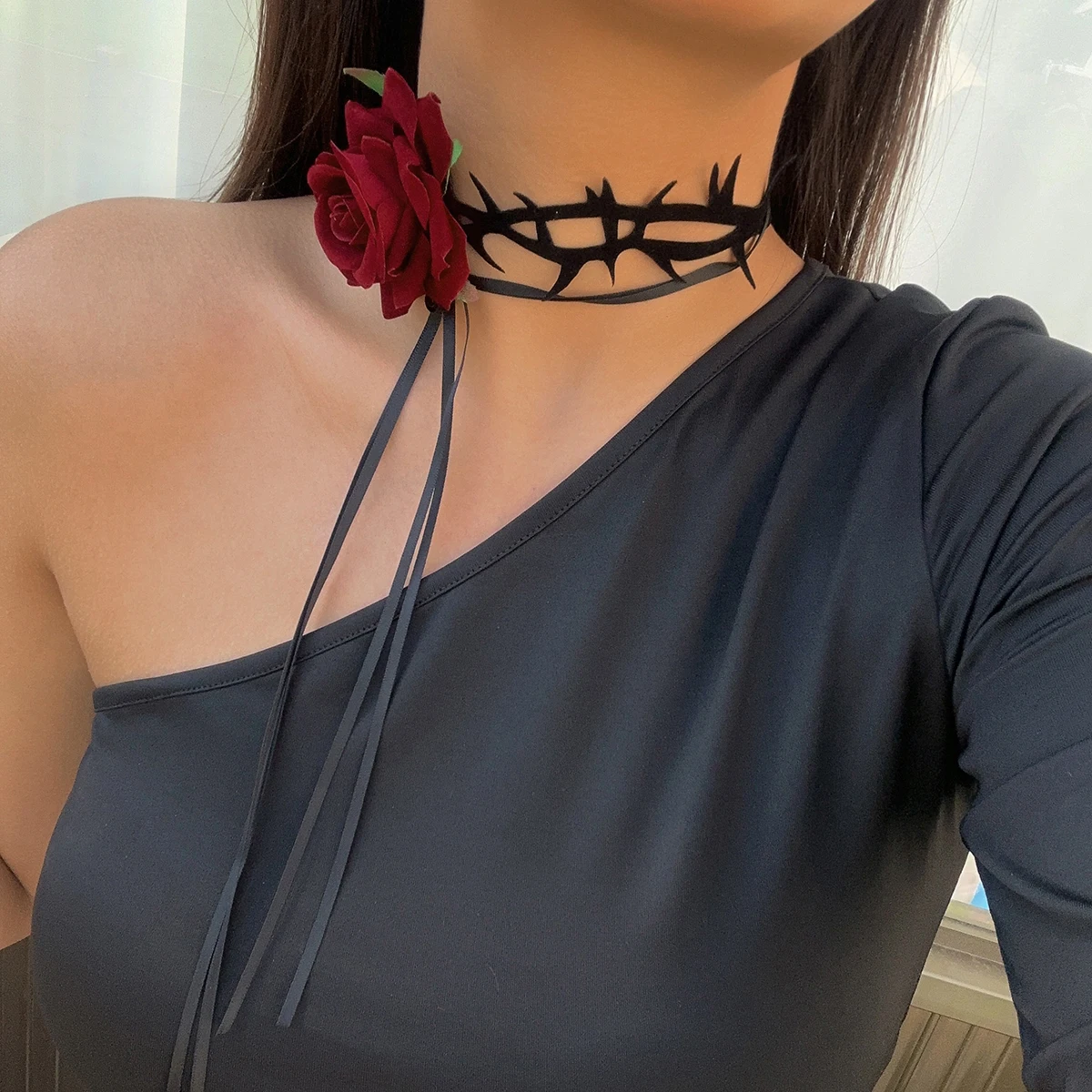 SHIXIN Fashion Elegant Big Red Rose Flower Collar Chain Necklace for Women Gothic Black Velvet Adjustable Rope Choker Necklace
SHIXIN Fashion Elegant Big Red Rose Flower Collar Chain Necklace for Women Gothic Black Velvet Adjustable Rope Choker Necklace
